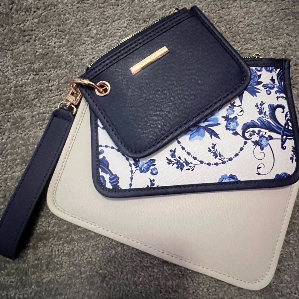 Anne Klein 3 piece nwot zipper wallet set